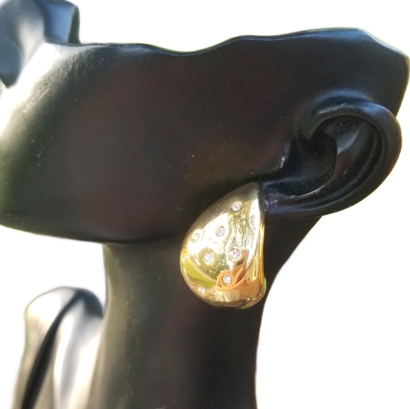 VINTAGE GOLDTONE & CRYSTAL PUFFED TEARDROP MODERNIST STYLE STATEMENT EARRINGS - Picture 3 of 7